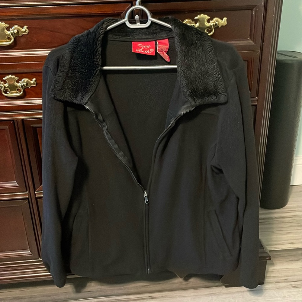 Zoey & Beth black fuzzy jacket